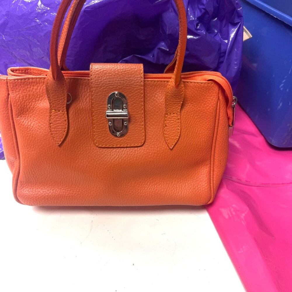 Women pebbled leather made in Italy satchel